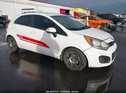 2012 KIA RIO5 LX White  Gasoline KNADM5A32C6068441 photo #1