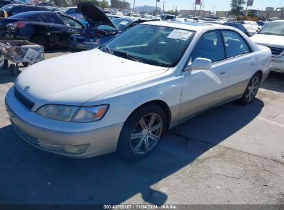 1998 LEXUS ES 300 White  Gasoline JT8BF28G4W5022713 photo #3