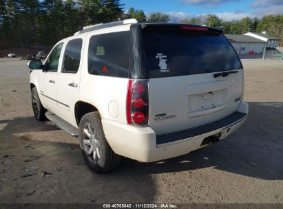 2010 GMC YUKON DENALI White  Flexible Fuel 1GKUKEEF0AR287587 photo #4