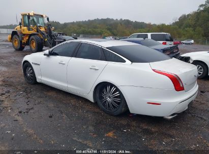 2011 JAGUAR XJ White  Gasoline SAJWA1CB4BLV12762 photo #4