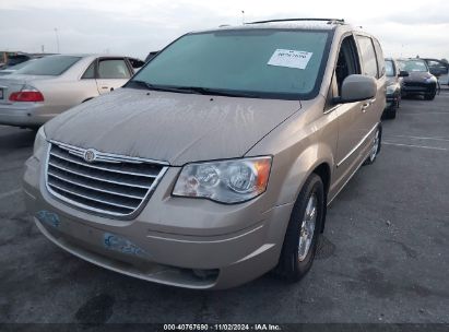 2009 CHRYSLER TOWN & COUNTRY TOURING Gold  Gasoline 2A8HR54139R605988 photo #3