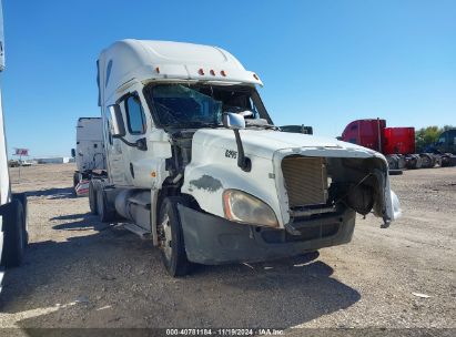 2016 FREIGHTLINER CASCADIA 125 White  Diesel 1FUJGLD58GLHH3516 photo #3