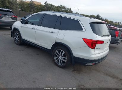 2018 HONDA PILOT TOURING White  Gasoline 5FNYF5H97JB010576 photo #4