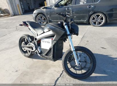 2017 ZERO MOTORCYCLES INC S 13.0 Black  Electric 538SMCZ5XHCA07538 photo #1