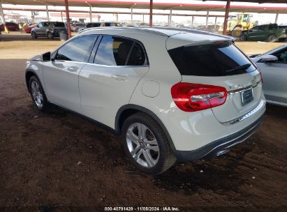 2017 MERCEDES-BENZ GLA 250 White  Gasoline WDCTG4EBXHJ333090 photo #4