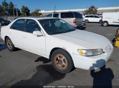 1997 TOYOTA CAMRY XLE V6 White  Gasoline JT2BF22KXV0030253 photo #1