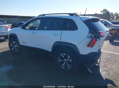 2017 JEEP CHEROKEE TRAILHAWK 4X4 White  Gasoline 1C4PJMBB7HW605711 photo #4