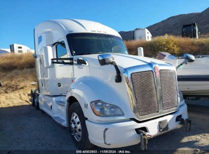 2019 KENWORTH T680 White  Diesel 1XKYD49X6KJ245627 photo #1