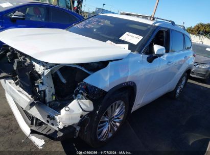 2023 TOYOTA HIGHLANDER HYBRID PLATINUM White  Hybrid 5TDEBRCHXPS580984 photo #3