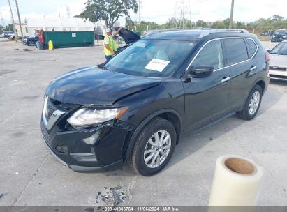 2019 NISSAN ROGUE SV Black  Gasoline 5N1AN08U98C525884 photo #3