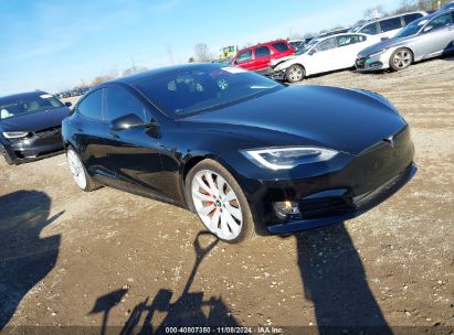 2018 TESLA MODEL S 100D/75D/P100D Black  Electric 5YJSA1E29JF252631 photo #1