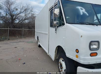 1997 FREIGHTLINER CHASSIS M LINE WALK-IN VAN   Diesel 4UZA5FFC4VC748956 photo #1