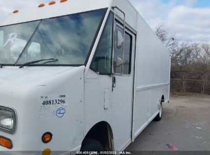 1997 FREIGHTLINER CHASSIS M LINE WALK-IN VAN   Diesel 4UZA5FFC4VC748956 photo #3