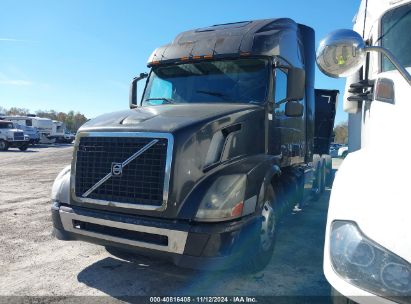 2004 VOLVO VN VNL Black  Diesel 4V4NC9TGX4N364739 photo #3