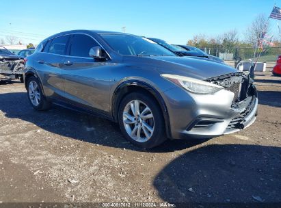 2018 INFINITI QX30 Gray  Gasoline SJKCH5CP5JA042619 photo #1