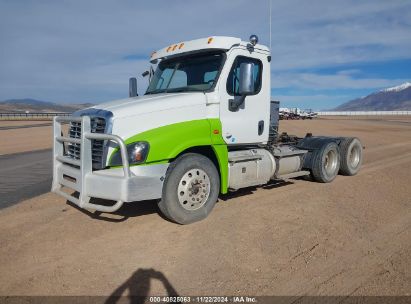 2015 FREIGHTLINER CASCADIA 125   Diesel 3AKJGED18FSGD6409 photo #3