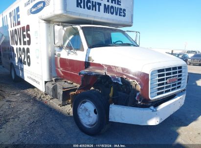 2000 GMC C-SERIES C6H042 White  Gasoline 1GDE6H1B7YJ901144 photo #1