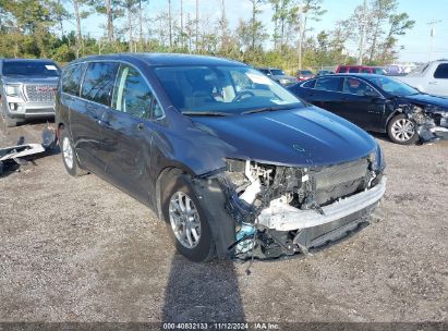 2022 CHRYSLER VOYAGER LX Gray  Flexible Fuel 2C4RC1CG8NR229939 photo #1