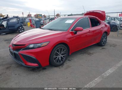 2022 TOYOTA CAMRY SE Red  Gasoline 4T1G11AK6NU014854 photo #3