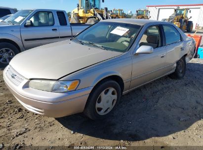 1998 TOYOTA CAMRY LE V6 Gold  Gasoline JT2BF22K2W0089282 photo #3