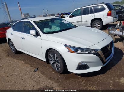 2022 NISSAN ALTIMA SV FWD White  Gasoline 1N4BL4DVXNN322660 photo #1