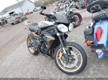 2012 TRIUMPH MOTORCYCLE STREET TRIPLE R Gold  Other SMTD02NEXCT497273 photo #1