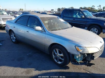 2000 LEXUS ES 300 Silver  Gasoline JT8BF28G3Y0248791 photo #1