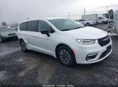 2024 CHRYSLER PACIFICA HYBRID SELECT White  Hybrid 2C4RC1S70RR153561 photo #1