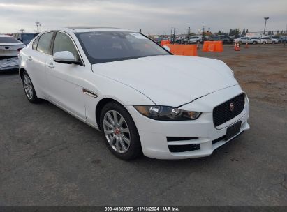 2019 JAGUAR XE 25T White  Gasoline SAJAR4FX2KCP44224 photo #1