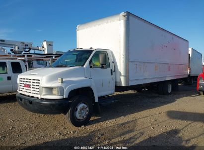 2005 GMC C5500 White  Gasoline 1GDG5C1E85F904190 photo #3