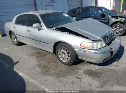 2007 LINCOLN TOWN CAR SIGNATURE Silver  Gasoline 1LNHM81W87Y636990 photo #1