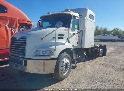 2014 MACK CXU613 CXU600 White  Diesel 1M1AW02Y5EM036885 photo #3