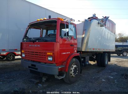 1998 MACK 200 MS200 Red  Diesel VG6M116AXWB103939 photo #3