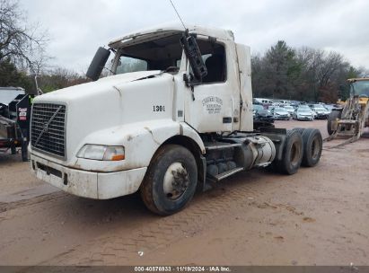 2013 VOLVO VN VNM White  Diesel 4V4MC9EH8DN564231 photo #3