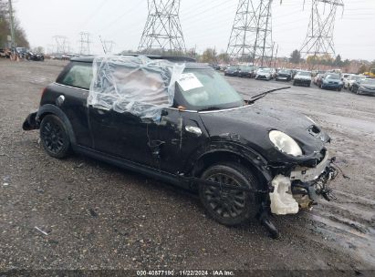 2015 MINI HARDTOP COOPER S Black  Gasoline WMWXP7C59F2A33750 photo #1