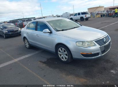 2008 VOLKSWAGEN PASSAT TURBO Silver  Gasoline WVWJK73C78E123516 photo #1