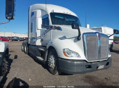 2016 KENWORTH T680 T680 White  Diesel 1XKYD49X3GJ491798 photo #1