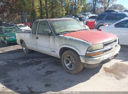 2002 CHEVROLET S-10 LS Yellow  Gasoline 1GCCS19W128245379 photo #1