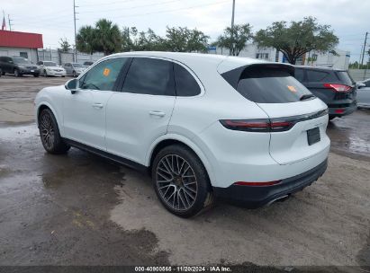 2021 PORSCHE CAYENNE White  Gasoline WP1AA2AY9MDA04806 photo #4