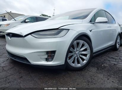 2020 TESLA MODEL X LONG RANGE DUAL MOTOR ALL-WHEEL DRIVE/LONG RANGE PLUS DUAL MOTOR ALL-WHEEL DRIVE White  Electric 5YJXCDE22LF301401 photo #3