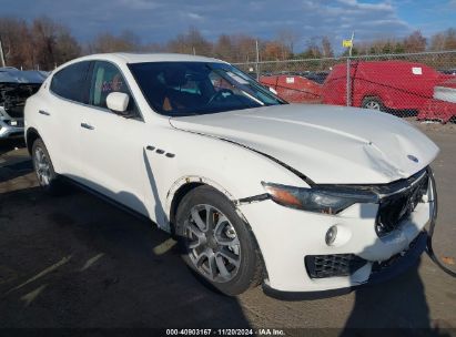 2017 MASERATI LEVANTE White  Gasoline ZN661XUA3HX222889 photo #1