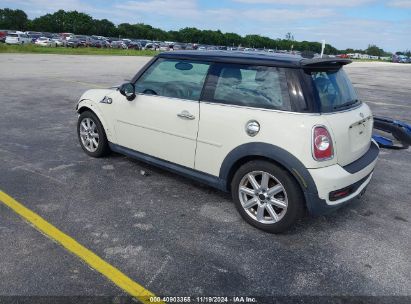 2011 MINI COOPER S Beige  Gasoline WMWSV3C50BTY22489 photo #4