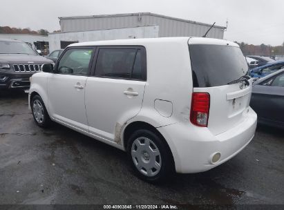 2013 SCION XB White  Gasoline JTLZE4FE7DJ045556 photo #4