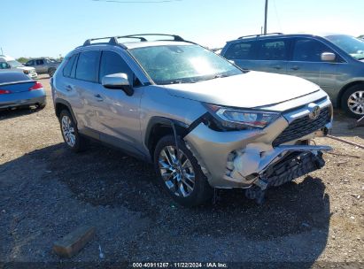 2020 TOYOTA RAV4 XLE PREMIUM Silver  Gasoline 2T3C1RFVXLW095426 photo #1