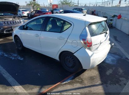 2013 TOYOTA PRIUS C ONE White  Hybrid JTDKDTB30D1547372 photo #4