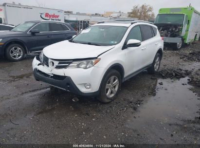 2014 TOYOTA RAV4 XLE White  Gasoline 2T3RFREV3EW193617 photo #3