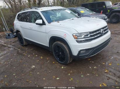 2018 VOLKSWAGEN ATLAS 3.6L V6 SE White  Gasoline 1V2KR2CA8JC569966 photo #1