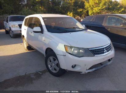 2007 MITSUBISHI OUTLANDER ES/LS White  Gasoline JA4MS31X87Z002541 photo #1