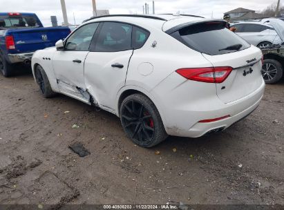 2017 MASERATI LEVANTE White  Gasoline ZN661XUL0HX250697 photo #4