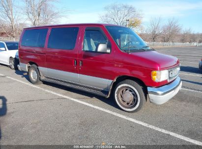 2001 FORD E-150 XL/XLT Burgundy  Gasoline 1FMRE11L81HA08286 photo #1